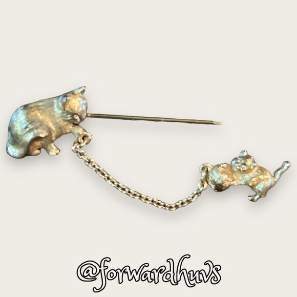 Vintage Avon Gold Tone Kitten and Yarn Stick Pin / Hat Pin - Picture 4 of 10